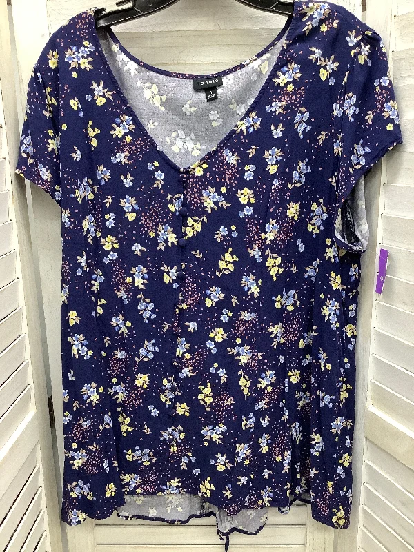 women's T-shirts with body-hugging designsFloral Print Top Short Sleeve Torrid, Size Xl