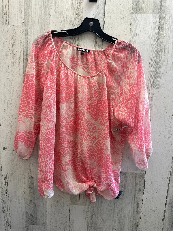 women's T-shirts with floral printsPink Top Short Sleeve Express, Size S