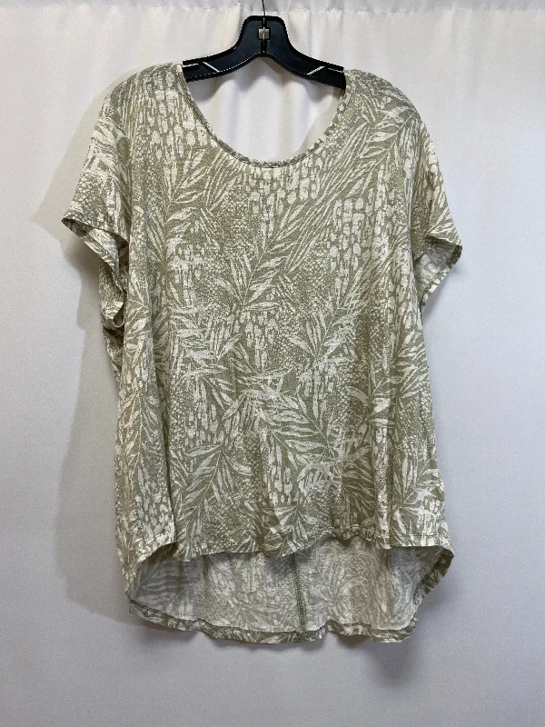 women's T-shirts made of linenGreen Top Short Sleeve Christian Siriano, Size 3x