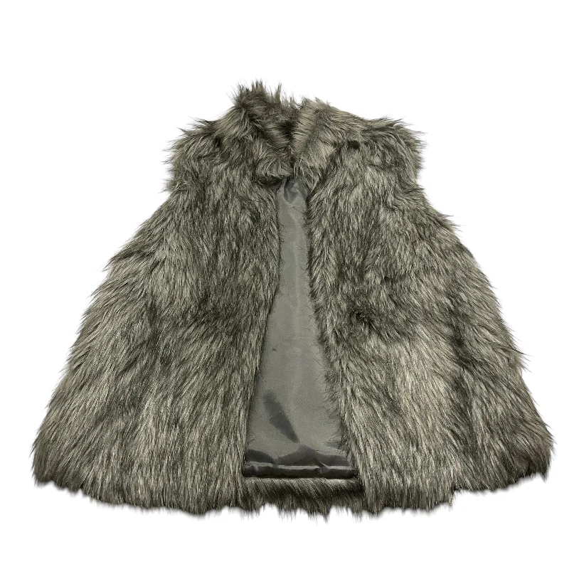 chic women's coats for winterVest Faux Fur & Sherpa By New Directions In Grey, Size: M