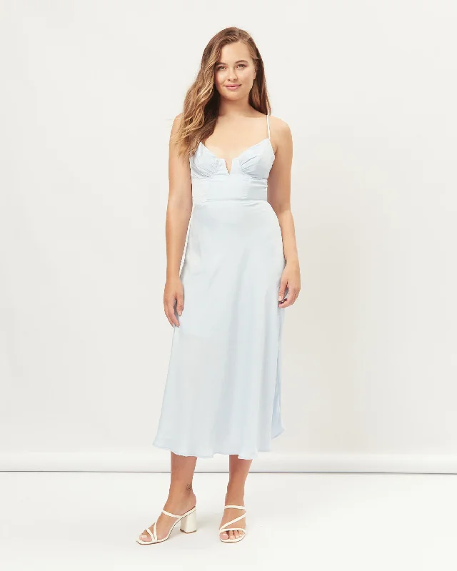 women's sleeveless dressesLila Blue Sweetheart Plunge Midi Dress