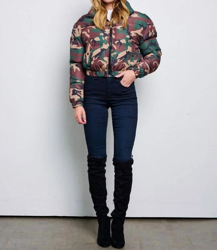 women's coats with Victorian-era influencesLong Sleeve Puffer Jacket In Camo