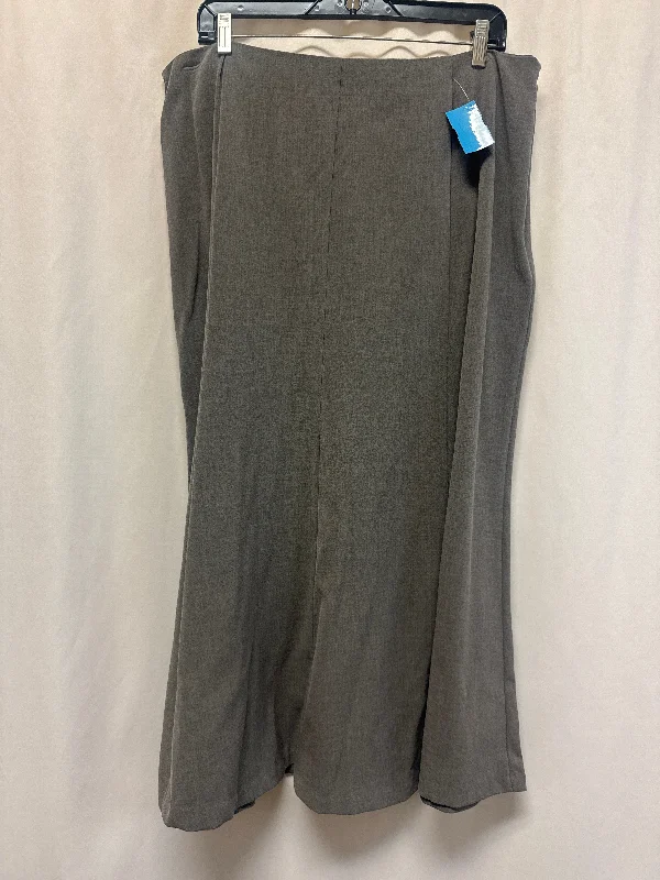 women's striped skirtsSkirt Maxi By East 5th In Grey, Size: 18